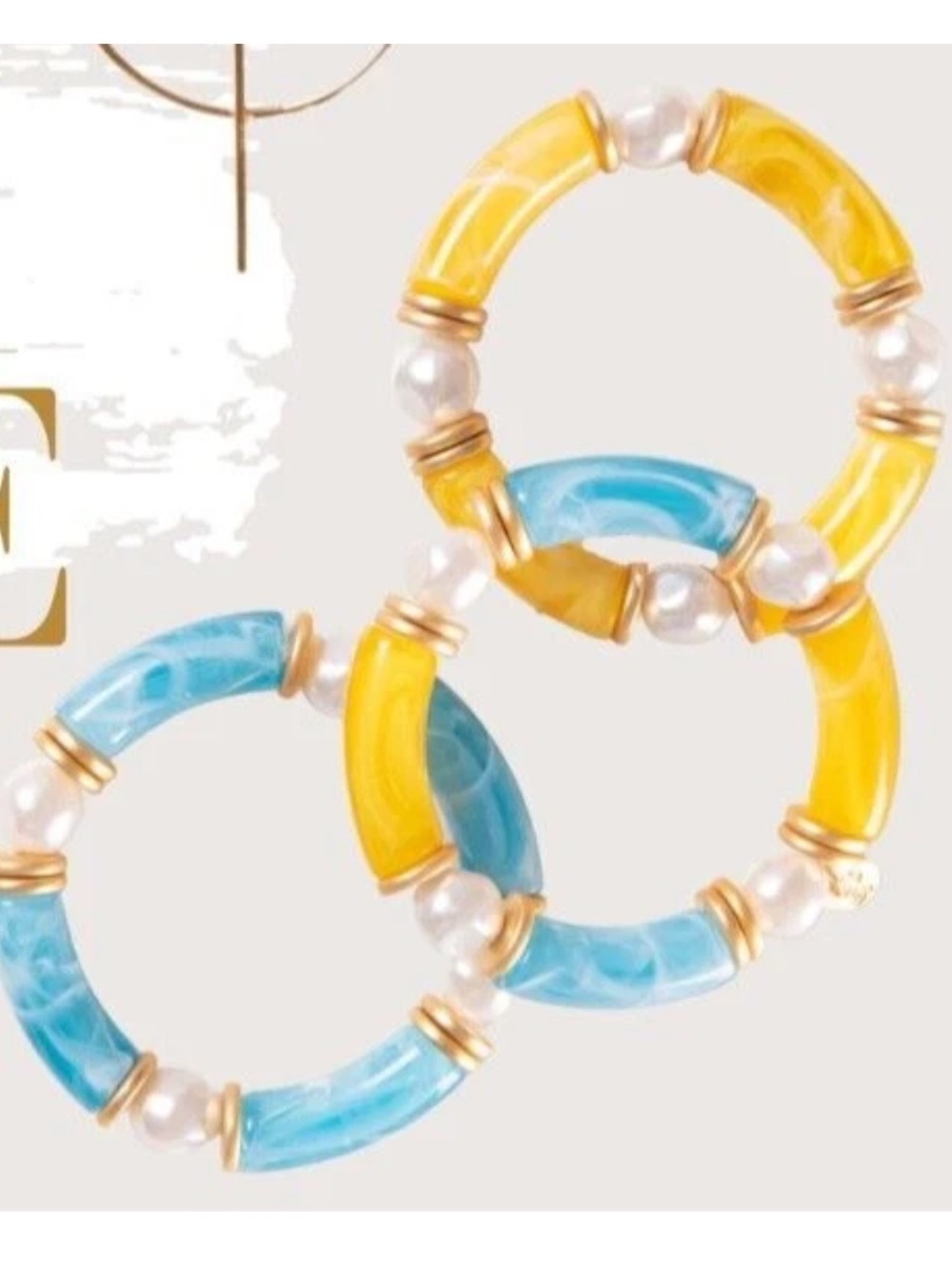 3pc Plunder Blue Yellow Marbled Pearl Matte Gold Acrylic Elastic Bracelet Set